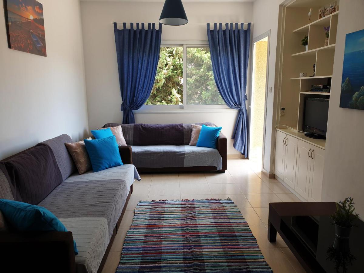 Psyche Harbor Apartment Paphos Bagian luar foto
