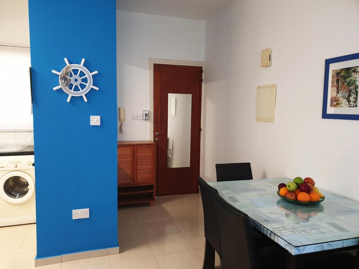 Psyche Harbor Apartment Paphos Bagian luar foto
